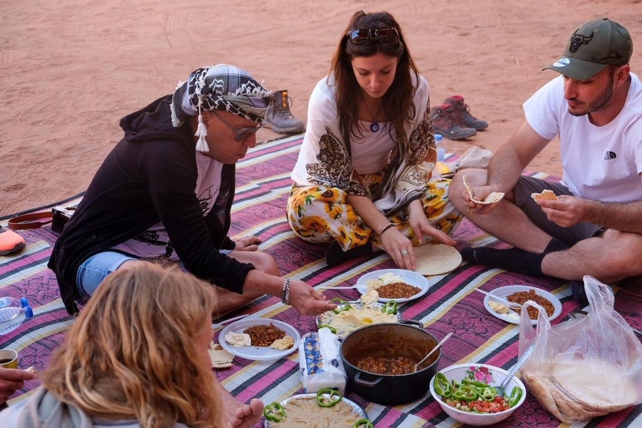 Wadi Rum Bedouin Camp And Desert Tours Exterior foto