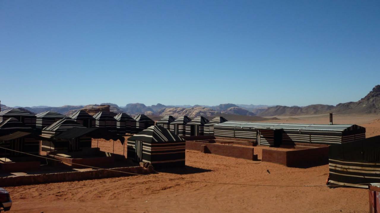 Wadi Rum Bedouin Camp And Desert Tours Exterior foto